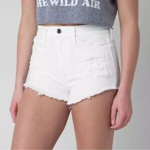 Buckle KanCan White Distressed Raw Hem Front Frayed Jean denim Shorts Size 5 /26